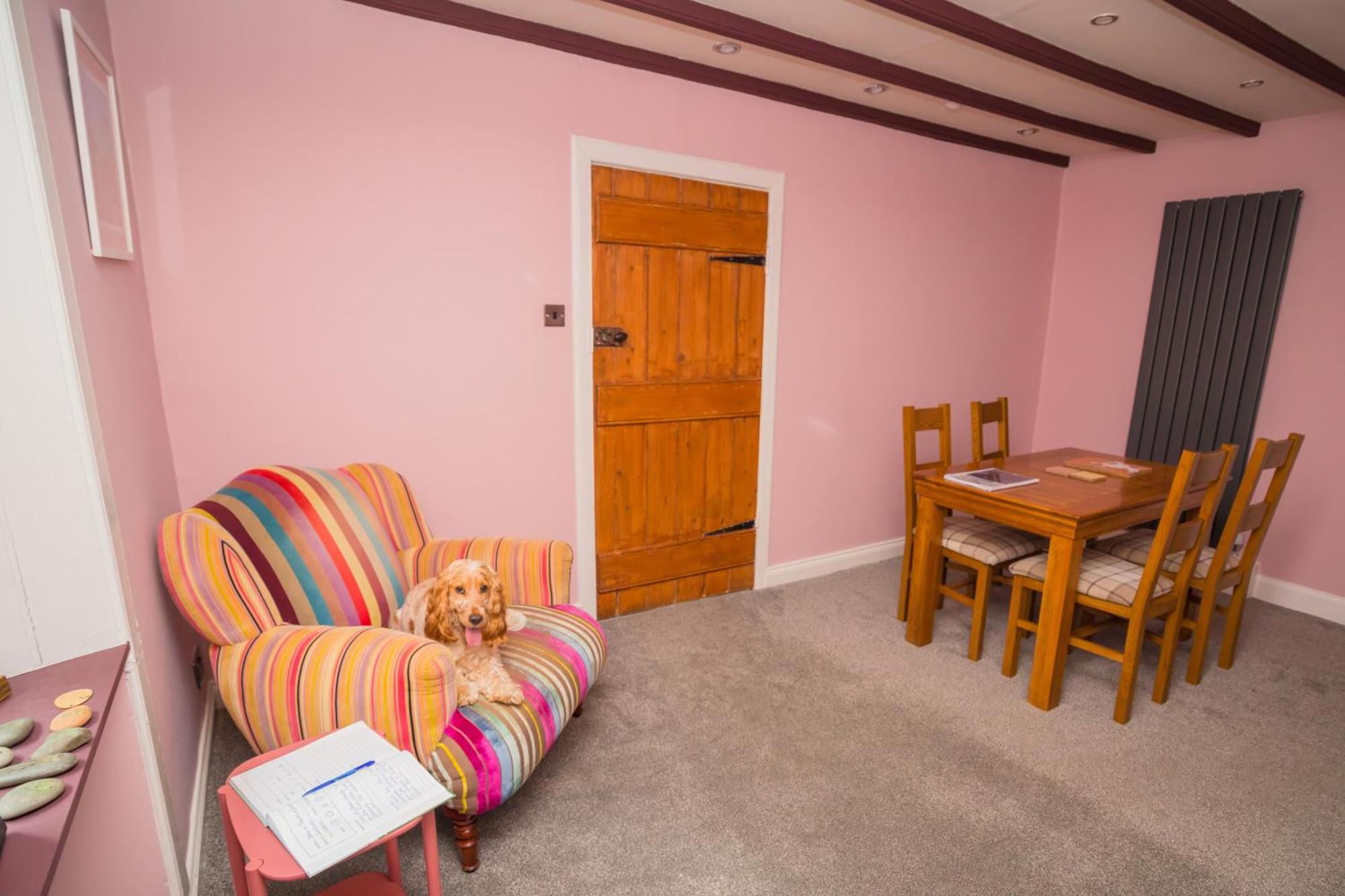 Tig Cottage - A Rural, Quirky, Pet Friendly 2 Bedroom Cottage Near Ballantrae Exterior photo